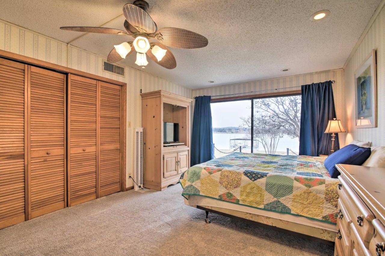 Rustic Lake Buchanan Hideaway With Game Room And Grill Tow Екстериор снимка